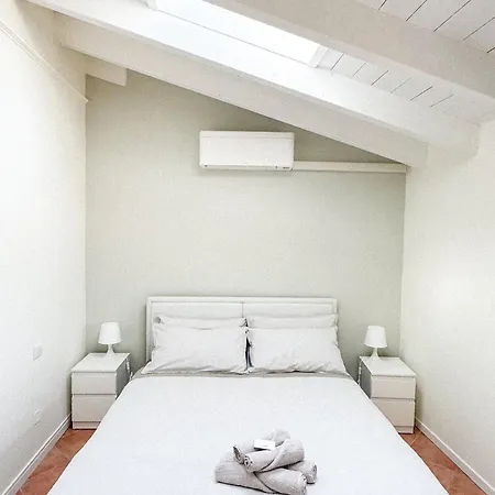 Apartment Trinade Ternate (Varese)